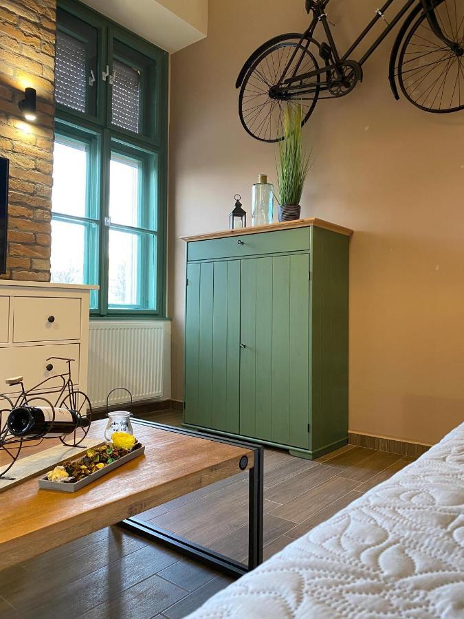 Pedal Apartman Szeged City Bagian luar foto
