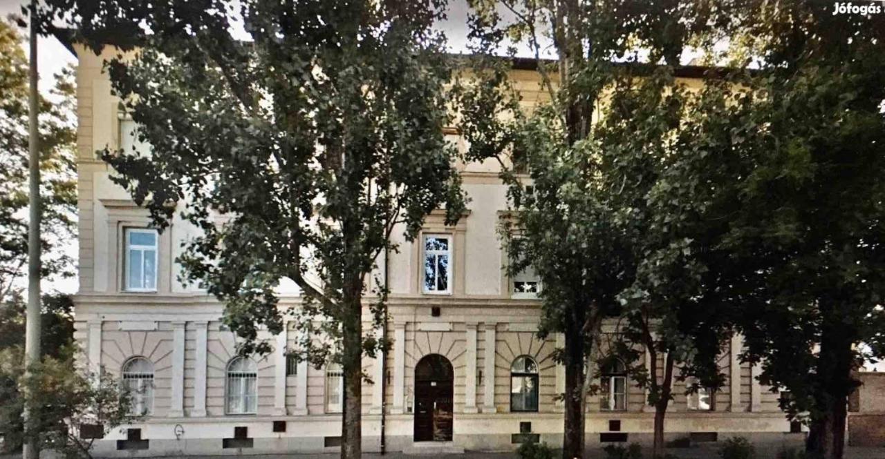 Pedal Apartman Szeged City Bagian luar foto
